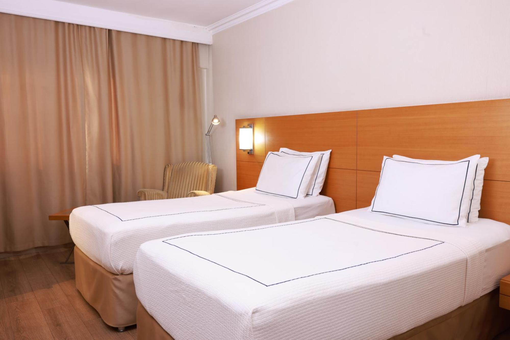 Anemon Kent Ege Otel Bornova Exterior photo